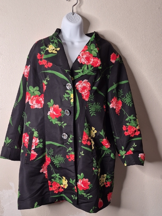 dennis basso Jackets & Blazers - Dennis Basso Vintage  Black Floral Button-Front Trench Coat